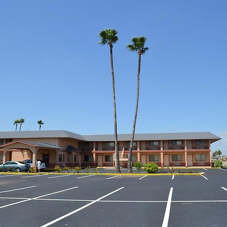 Deluxe Inn And Suites Weslaco Eksteriør bilde