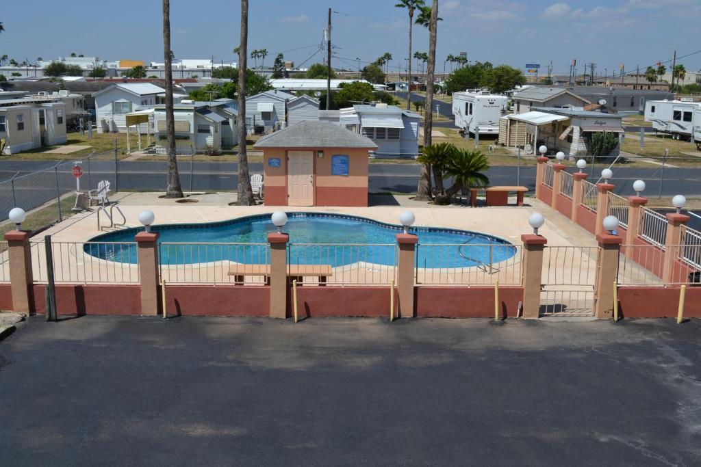 Deluxe Inn And Suites Weslaco Eksteriør bilde