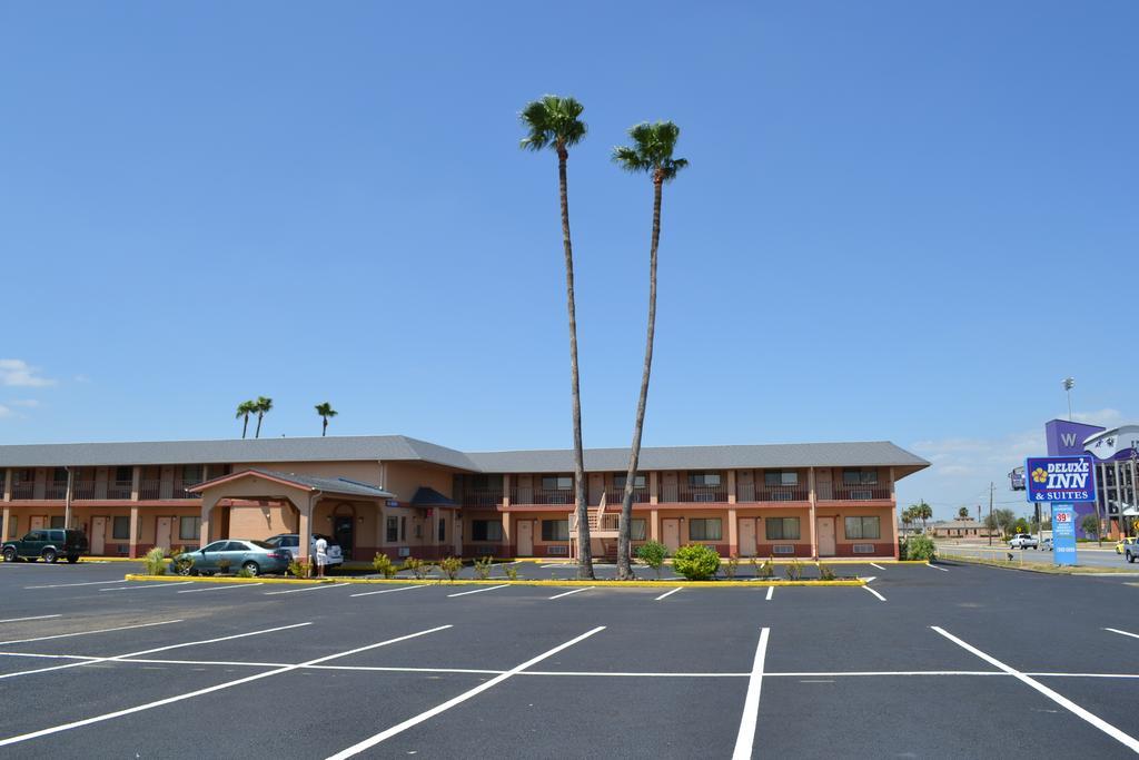 Deluxe Inn And Suites Weslaco Eksteriør bilde