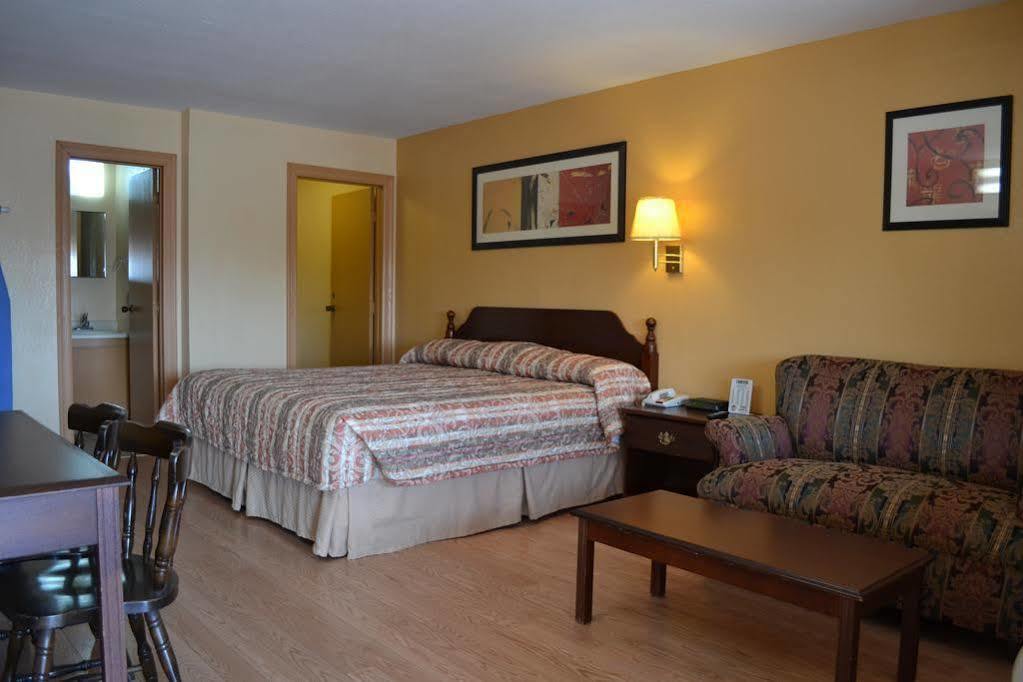 Deluxe Inn And Suites Weslaco Eksteriør bilde